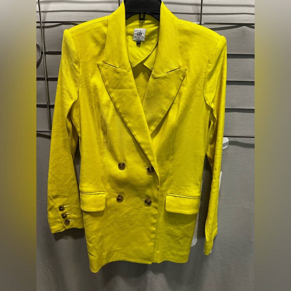 Cabi Glow up blazer